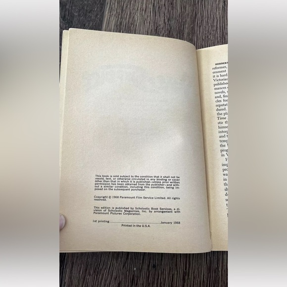 VINTAGE 1968: Half a Sixpence Starring Tommy Steel 1968, Paperback - FIRST PRINT - Picture 7 of 7